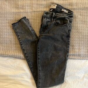 Frame Denim Skinny Jean Size 26